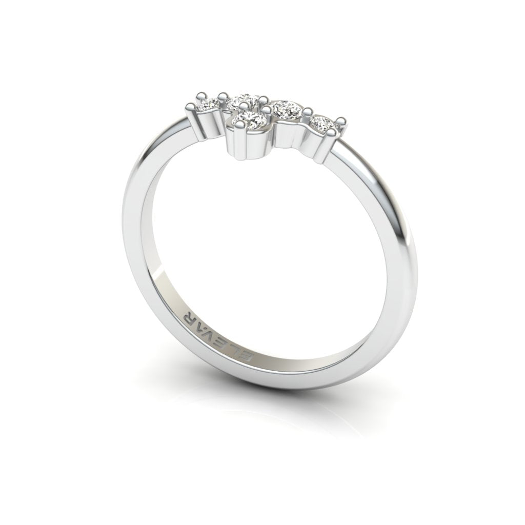 14K White Gold Diamonds ring